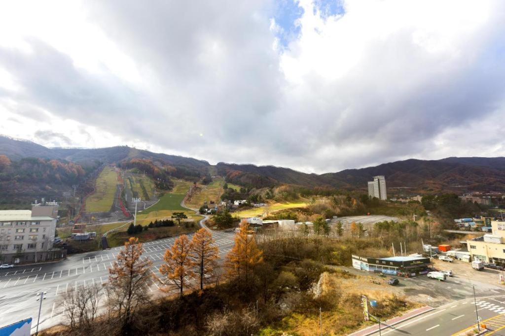 平昌白雪旅馆酒店 外观 照片